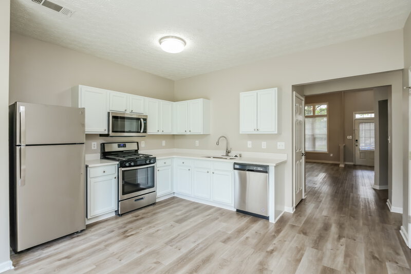 1,925/Mo, 715 Cool Weather Dr Lawrenceville, GA 30045 Kitchen View 2