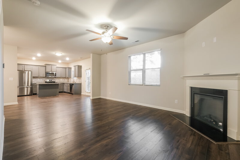 2,520/Mo, 6062 Barrington Cir Union City, GA 30291 Living Room View