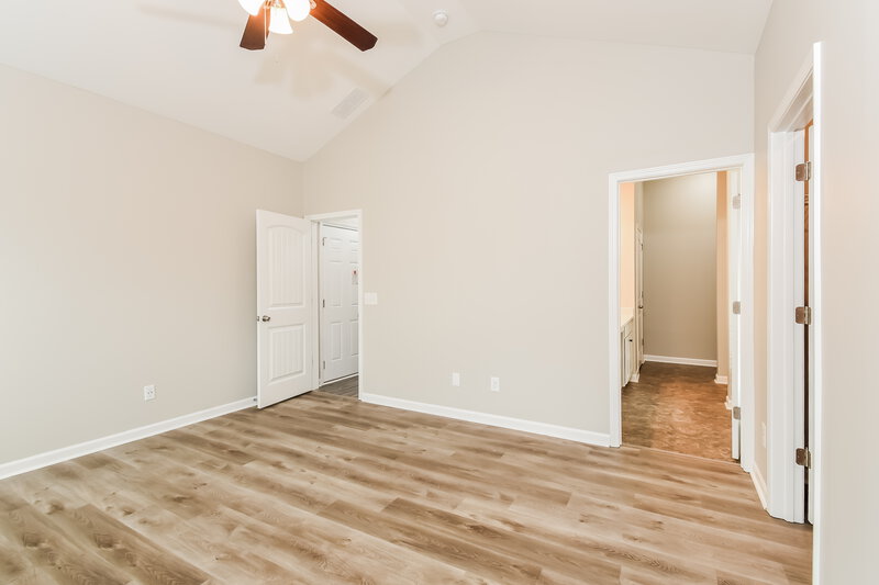 2,280/Mo, 41 Winding Flower Walk Adairsville, GA 30103 Main Bedroom View 2