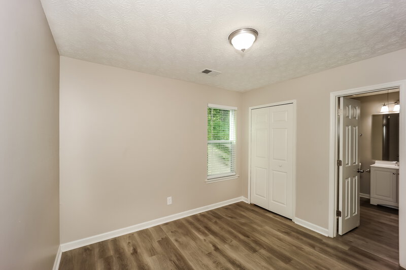 1,940/Mo, 821 River Mist Dr Jonesboro, GA 30238 Bedroom View