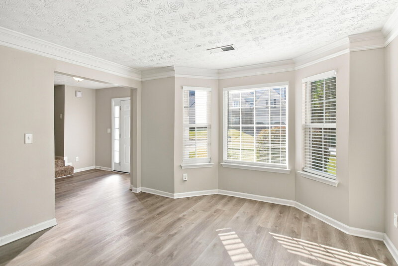 2,300/Mo, 357 Cobblestone Ct Hampton, GA 30228 Living Room View