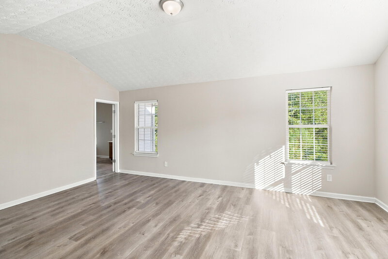 2,300/Mo, 357 Cobblestone Ct Hampton, GA 30228 Primary Bedroom View 2