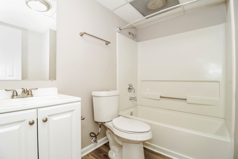 2,265/Mo, 1426 Paddocks Way Powder Springs, GA 30127 Bathroom View 2