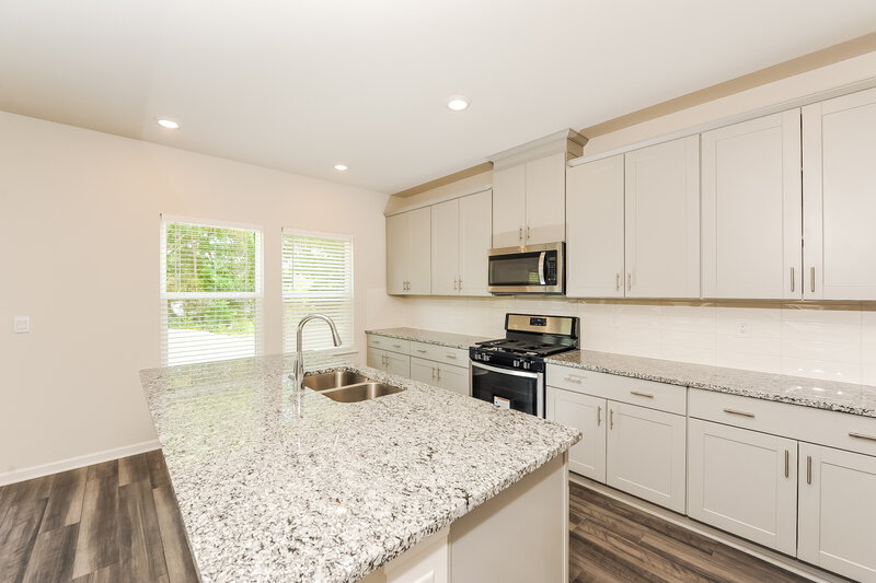 2,435/Mo, 5828 Hackberry Lane Braselton, GA 30517 Kitchen View 2