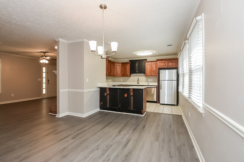 1,770/Mo, 107 Oakridge Dr SE Cartersville, GA 30121 Dining Room View