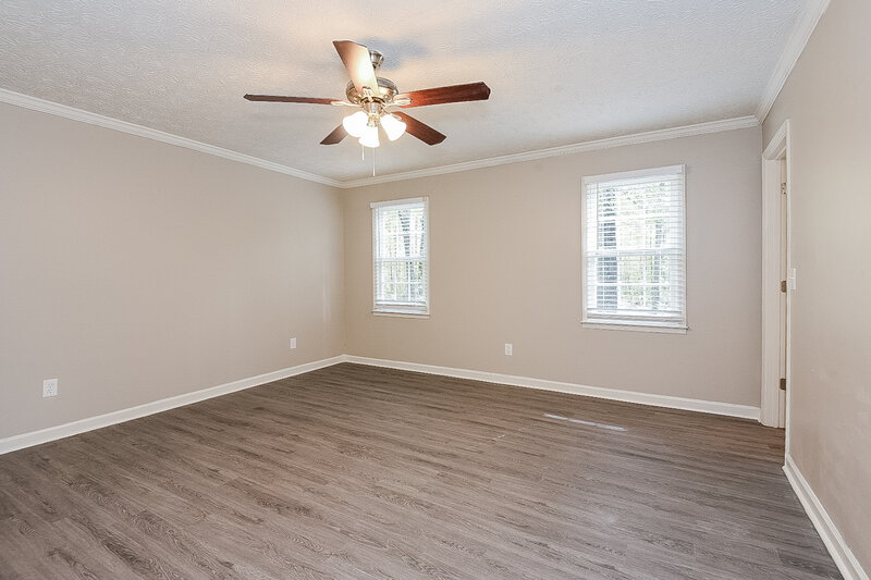 1,770/Mo, 107 Oakridge Dr SE Cartersville, GA 30121 Main Bedroom View