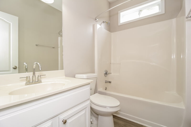 1,980/Mo, 105 Hilo Ct Carrollton, GA 30116 Bathroom View