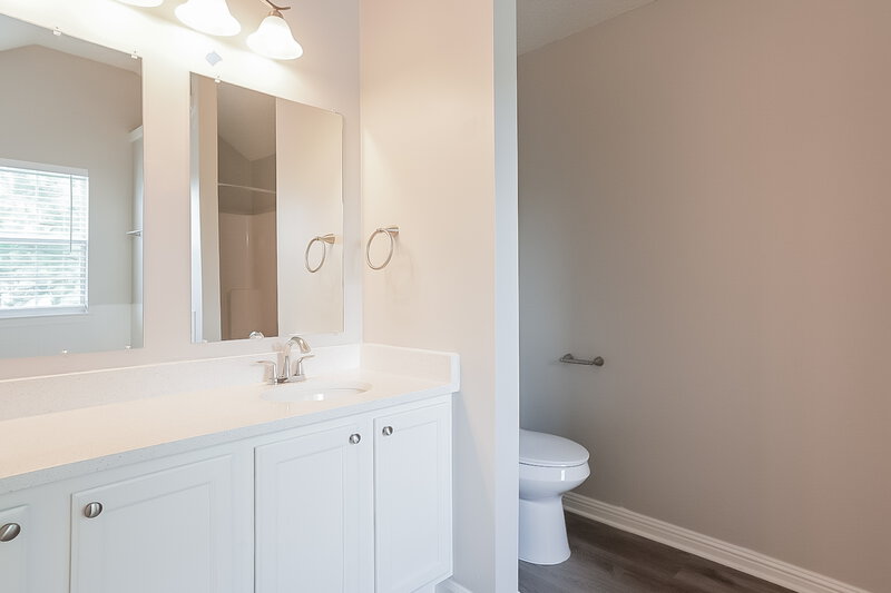 2,085/Mo, 4720 Bald Eagle Way Douglasville, GA 30135 Main Bathroom View