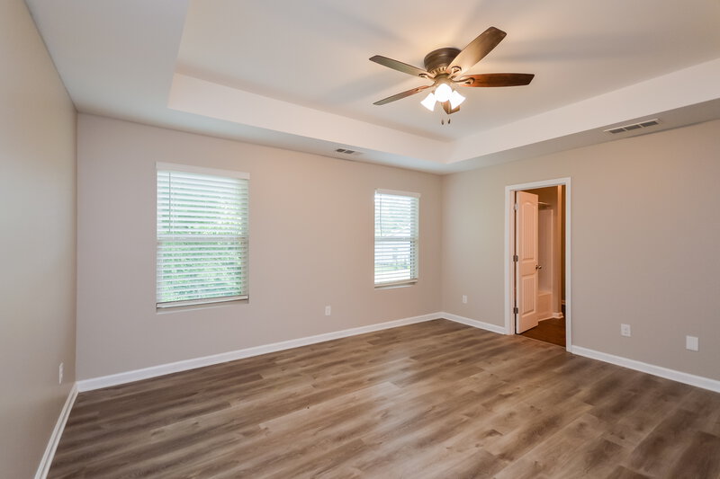 1,980/Mo, 255 Eagles Pkwy Covington, GA 30014 Main Bedroom View