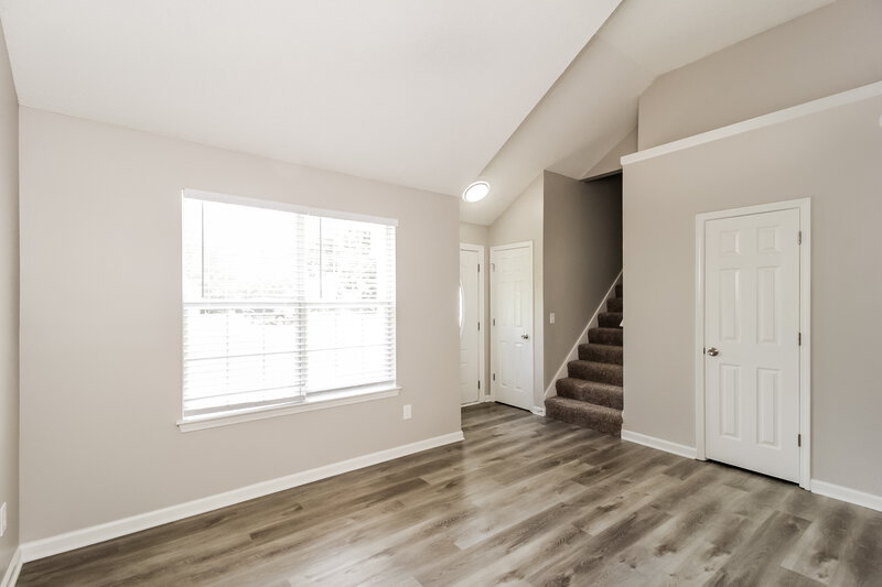 2,005/Mo, 202 Goldleaf Dr Hampton, GA 30228 Sitting Room View