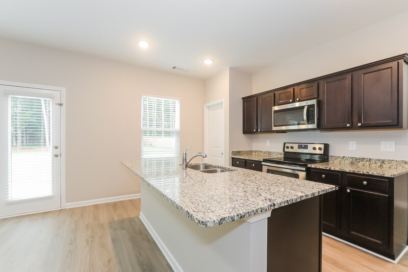 3,460/Mo, 1091 Coldwater Dr Griffin, GA 30224 Kitchen View