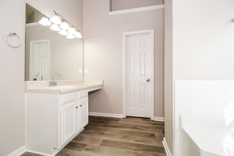 3,330/Mo, 4756 Buffalo St Fairburn, GA 30213 Main Bathroom View 2