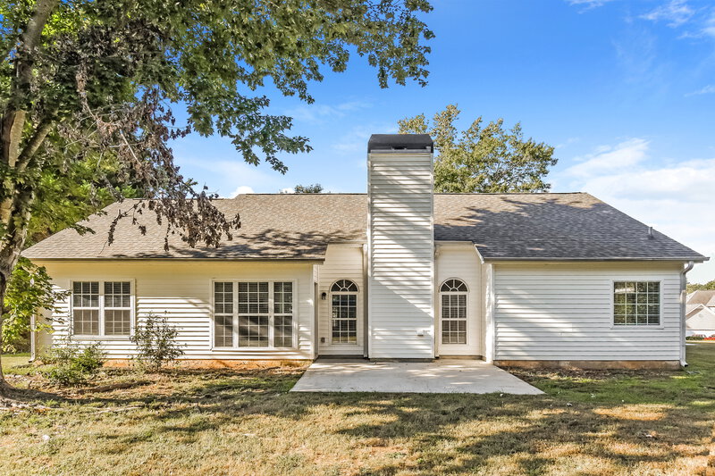 2,030/Mo, 2045 Reserve Pkwy McDonough, GA 30253 Rear View