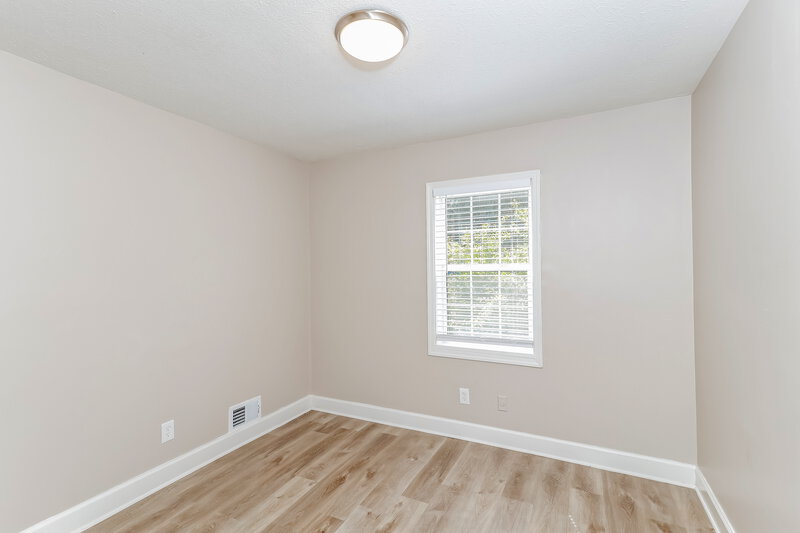 1,750/Mo, 2995 Creel Rd College Park, GA 30349 Bedroom View