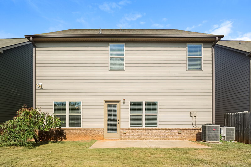 2,385/Mo, 2020 Bridgewater Pass Hampton, GA 30228 Rear View