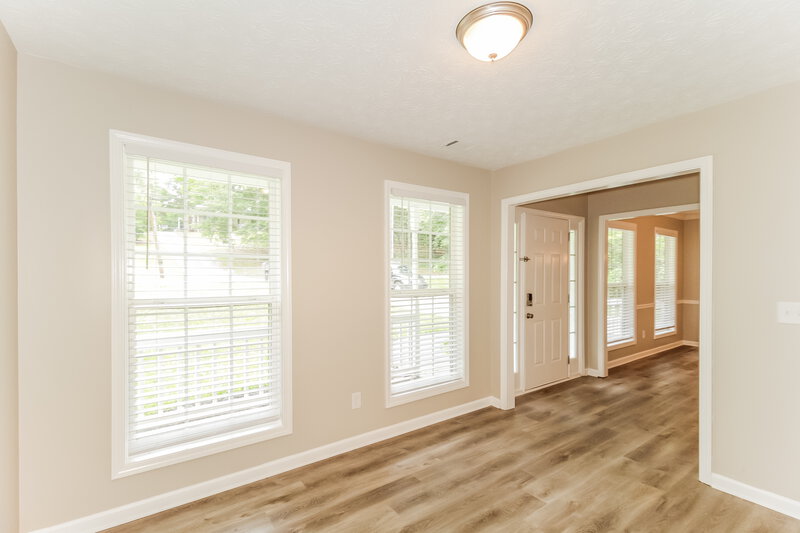 1,880/Mo, 1308 Grantland Rd Griffin, GA 30224 Living Room View 3