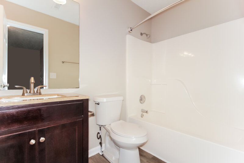 1,880/Mo, 1308 Grantland Rd Griffin, GA 30224 Bathroom View