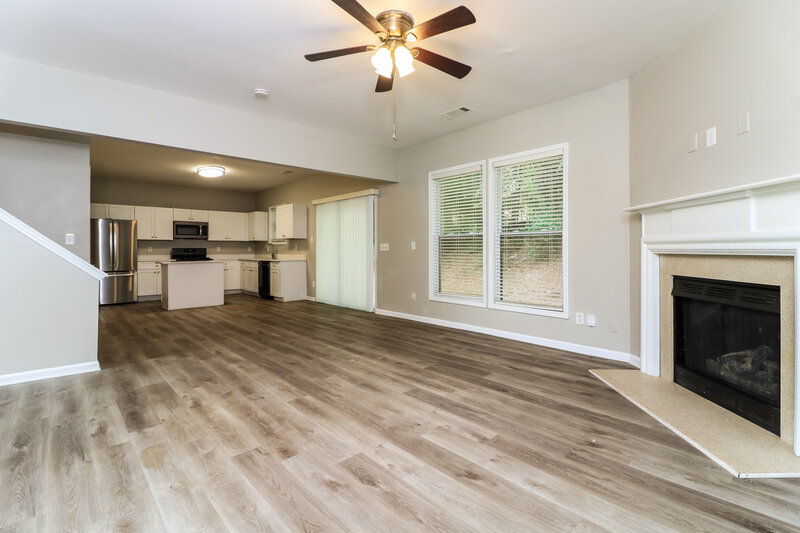 2,085/Mo, 3643 Uppark Dr Atlanta, GA 30349 Living Room View 4