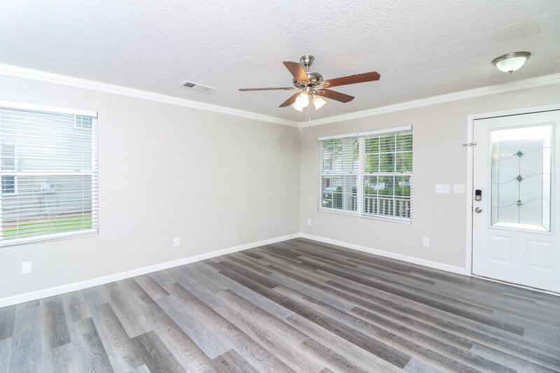 1,745/Mo, 140 Nacoochee Way Canton, GA 30114 Living Room View 2