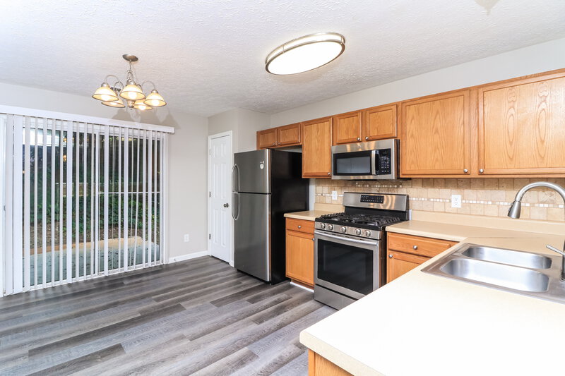 1,745/Mo, 140 Nacoochee Way Canton, GA 30114 Kitchen View 2