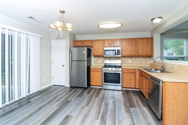 1,745/Mo, 140 Nacoochee Way Canton, GA 30114 Kitchen View 3