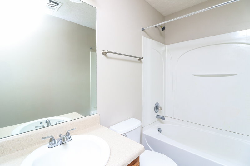 1,745/Mo, 140 Nacoochee Way Canton, GA 30114 Bathroom View