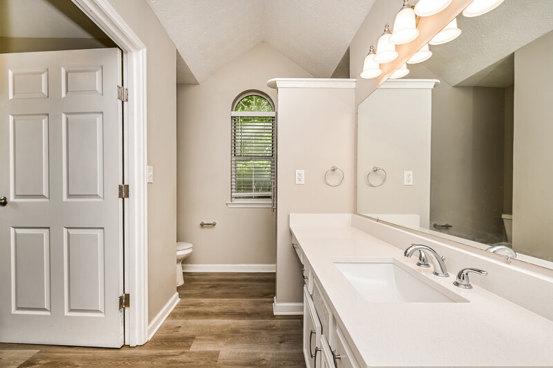 2,580/Mo, 626 Ambrose Ln Peachtree City, GA 30269 Main Bathroom View 2