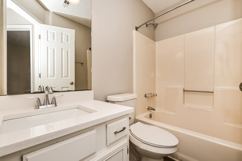 2,580/Mo, 626 Ambrose Ln Peachtree City, GA 30269 Bathroom View