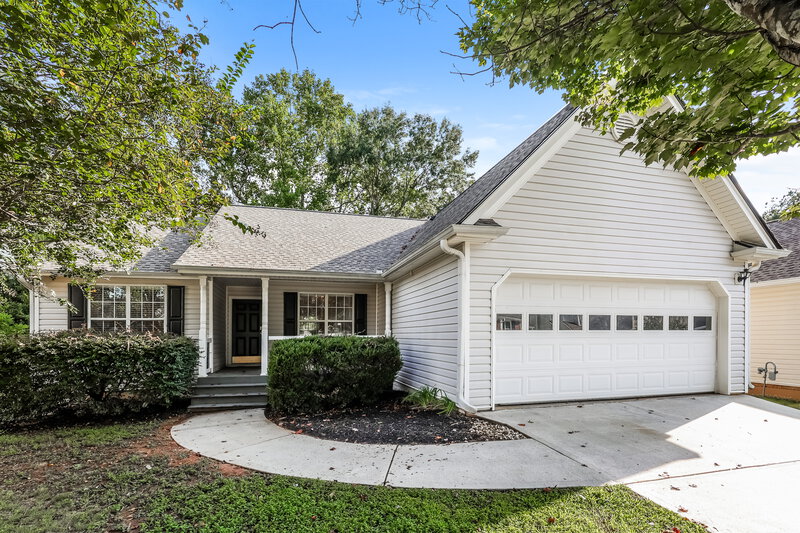 2,040/Mo, 418 Baldwin Ct Newnan, GA 30263 Front View