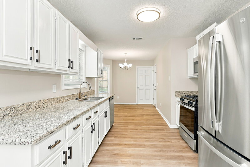 1,875/Mo, 4961 Hampstead Ln Acworth, GA 30101 Kitchen View 2