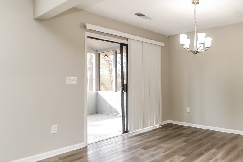 2,045/Mo, 4795 Jamerson Forest Cir Marietta, GA 30066 Dining Room View 2