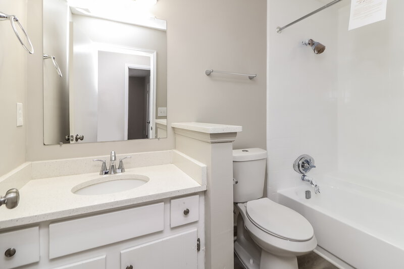 2,045/Mo, 4795 Jamerson Forest Cir Marietta, GA 30066 Bathroom View