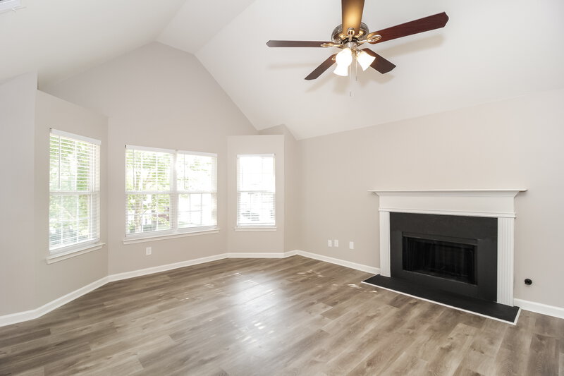 2,255/Mo, 11562 Registry Blvd Hampton, GA 30228 Living Room View