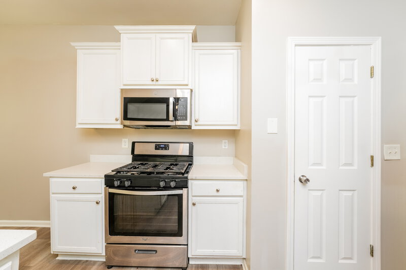 1,820/Mo, 65 Stephanie Ln Covington, GA 30016 Kitchen View 2