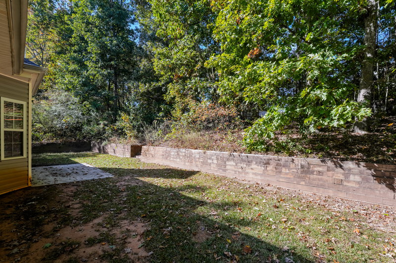 1,820/Mo, 65 Stephanie Ln Covington, GA 30016 Backyard View