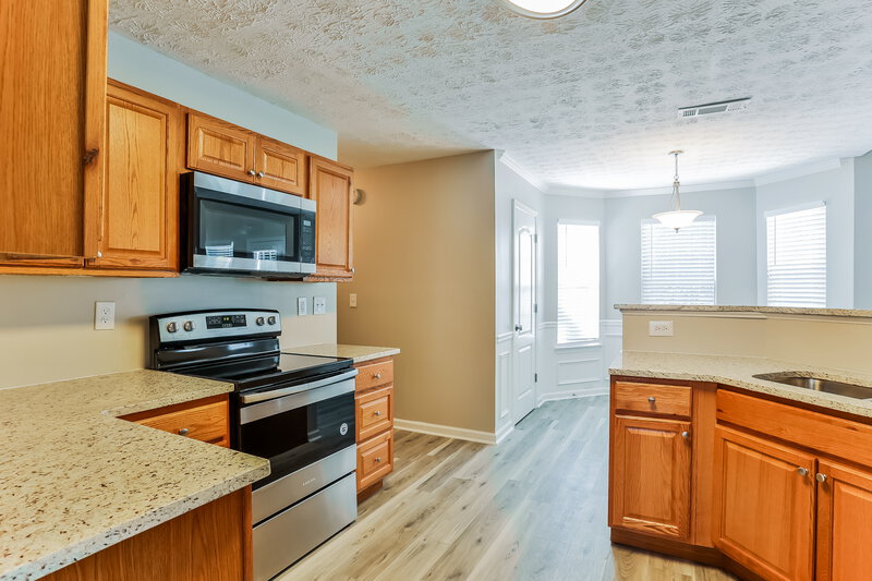 2,615/Mo, 625 Blueangel Dr College Park, GA 30349 Kitchen View 2