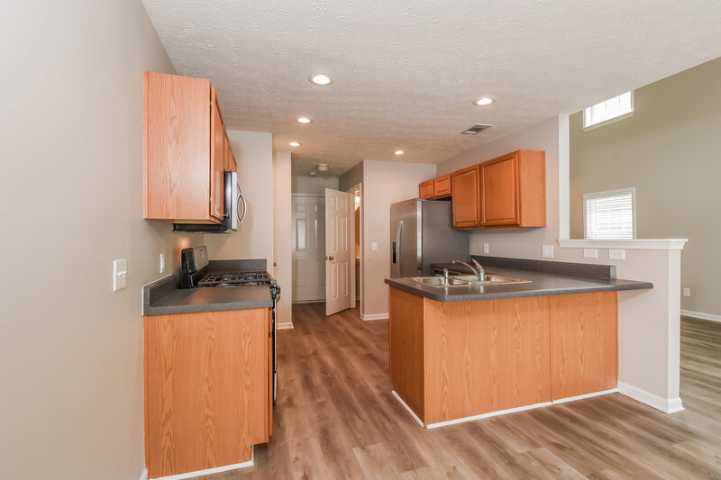 1,880/Mo, 5995 Mountain Top Pl Cumming, GA 30041 Kitchen View