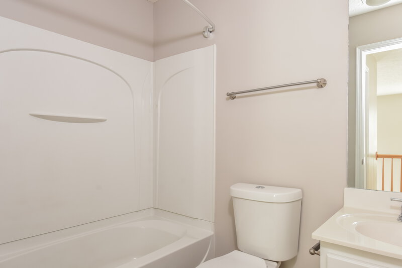 1,880/Mo, 5995 Mountain Top Pl Cumming, GA 30041 Bathroom View