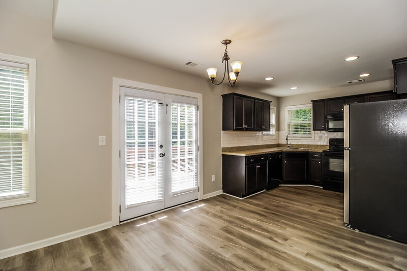 2,960/Mo, 207 Depot Ln Dallas, GA 30157 Dining Room View