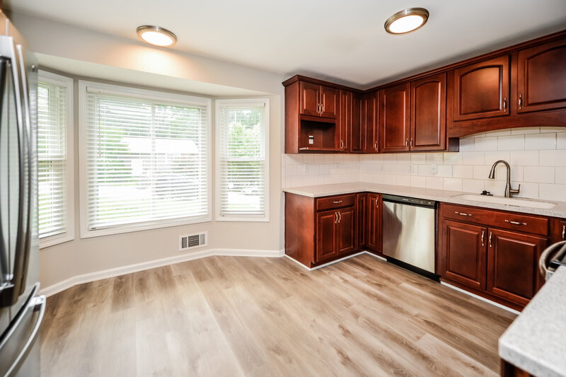 2,460/Mo, 1658 Eric Cir Lawrenceville, GA 30043 Kitchen View