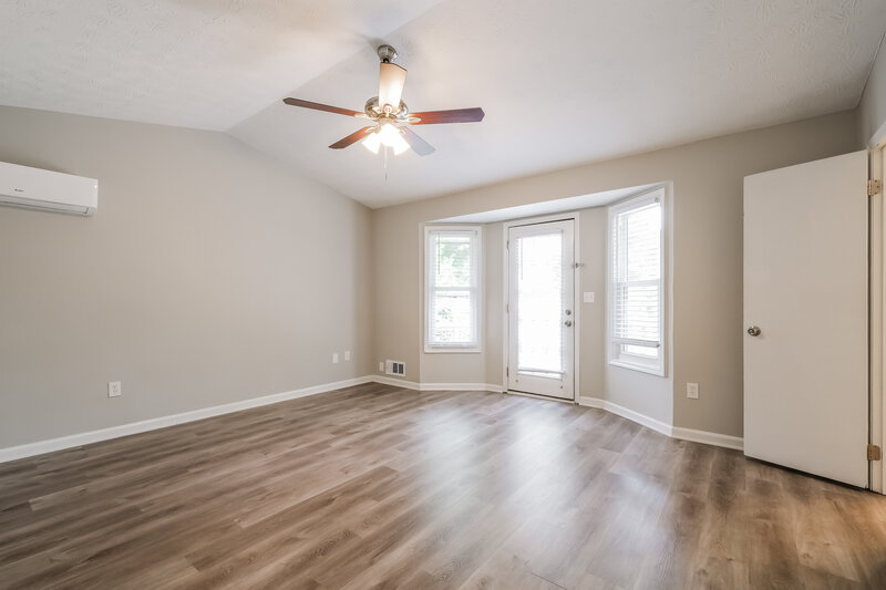 2,400/Mo, 1658 Eric Cir Lawrenceville, GA 30043 Main Bedroom View