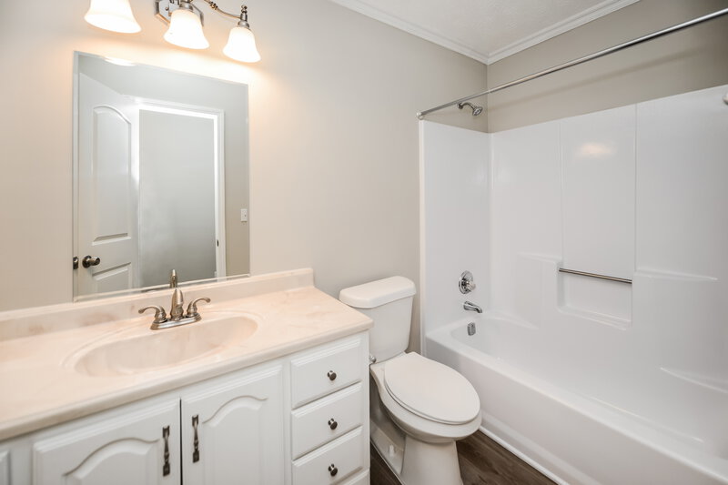 2,460/Mo, 1658 Eric Cir Lawrenceville, GA 30043 Bathroom View