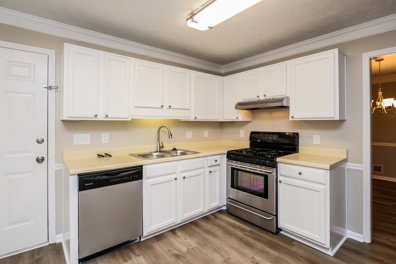 2,165/Mo, 1124 Pepperwood Trl Norcross, GA 30093 Kitchen View