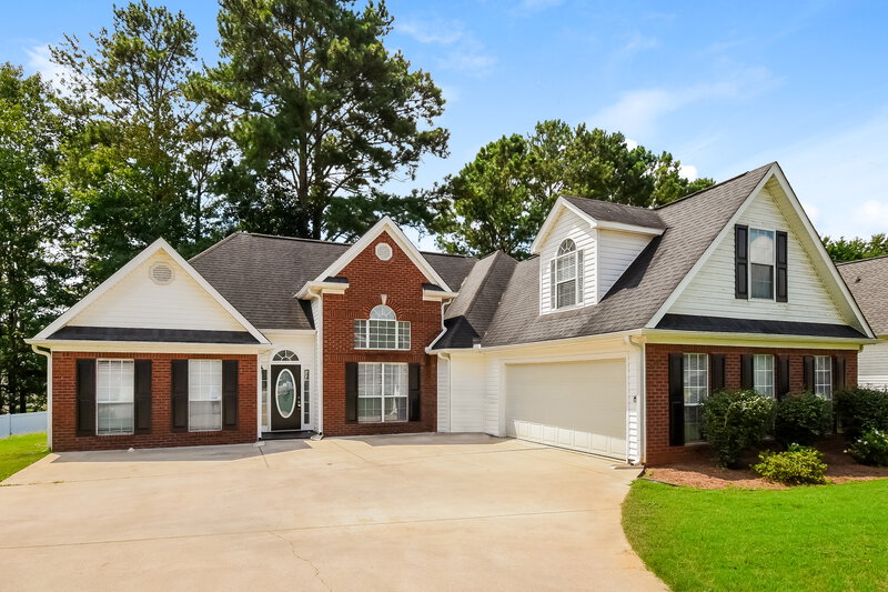 2,270/Mo, 97 Pebble Creek Dr Newnan, GA 30265 External View