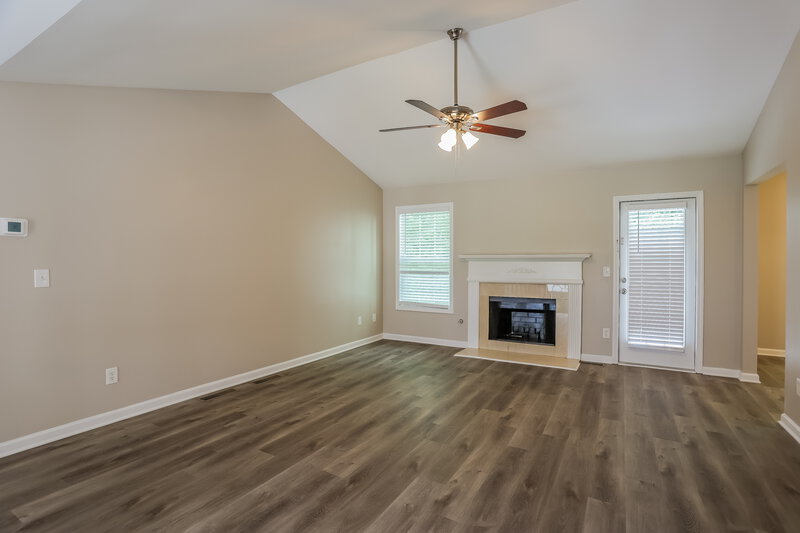3,220/Mo, 4800 Mentmore Ter Douglasville, GA 30135 Living Room View
