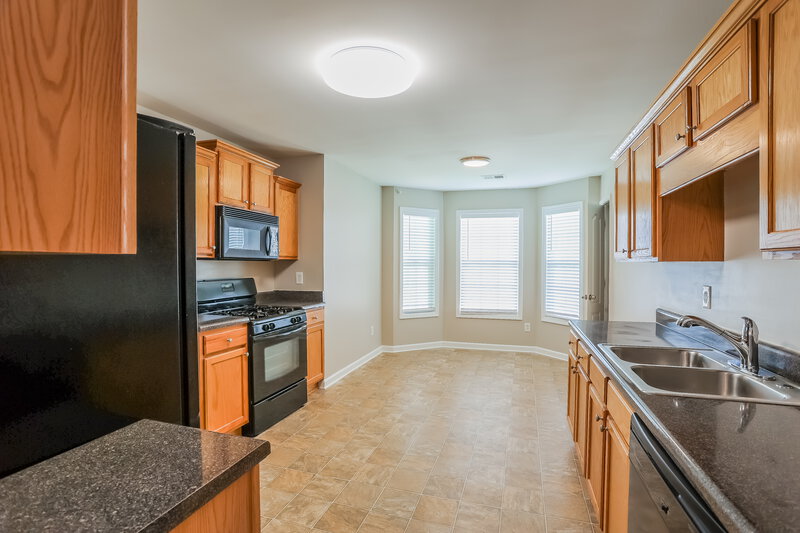 3,220/Mo, 4800 Mentmore Ter Douglasville, GA 30135 Kitchen View