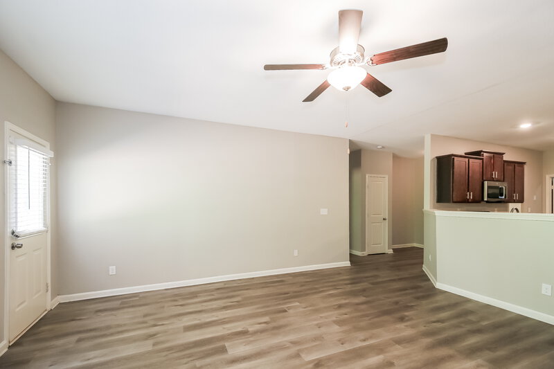 2,245/Mo, 115 Tamalynn Trl Covington, GA 30016 Family Room View