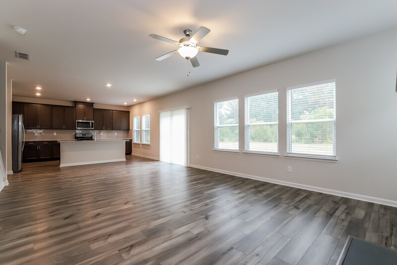 2,755/Mo, 6079 Hickory Creek Court Braselton, GA 30517 Living Room View 2