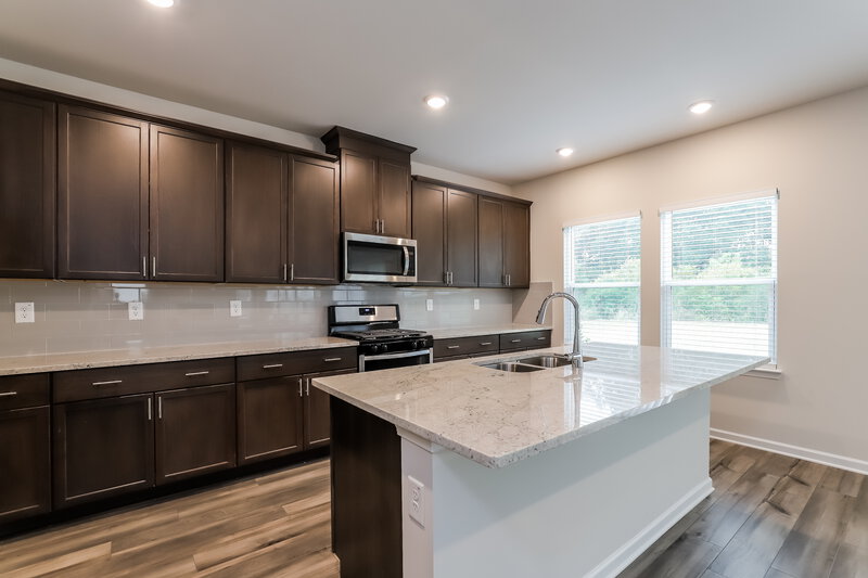 2,755/Mo, 6079 Hickory Creek Court Braselton, GA 30517 Kitchen View