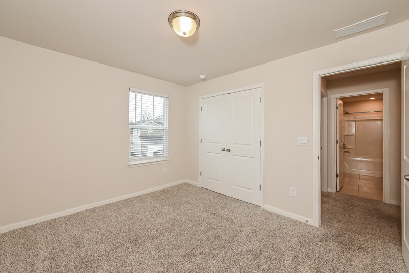 2,615/Mo, 5922 Green Ash Court Braselton, GA 30517 Bedroom View 2